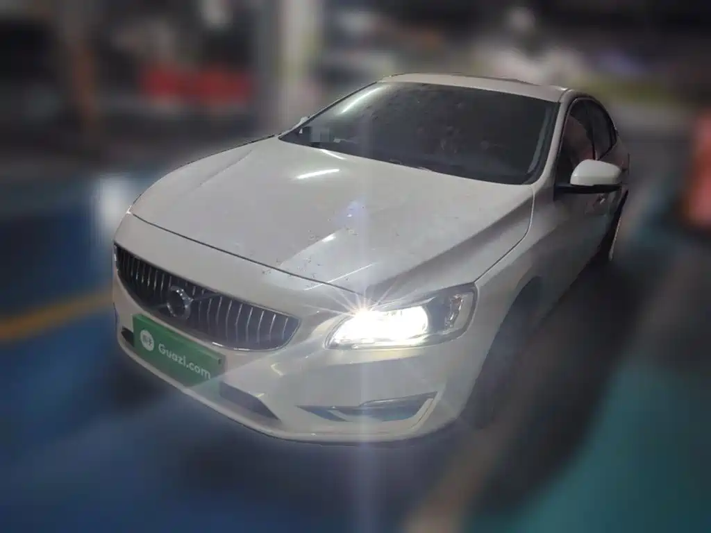 Volvo S60 2020