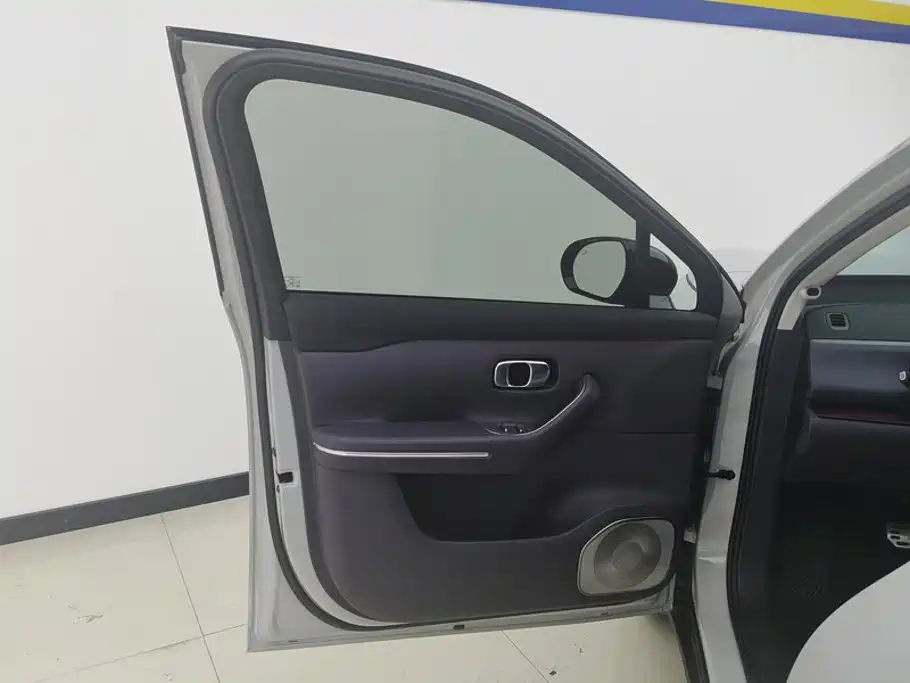 Leapmotor Leapmotor C10 — миниатюра 7