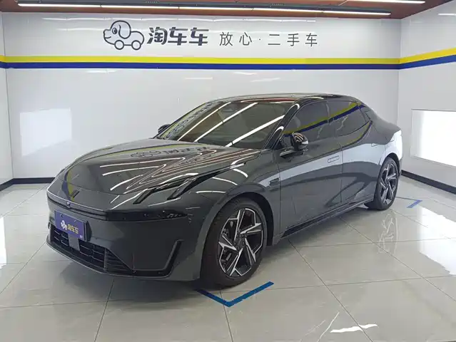 2025 Lynk & Co 07