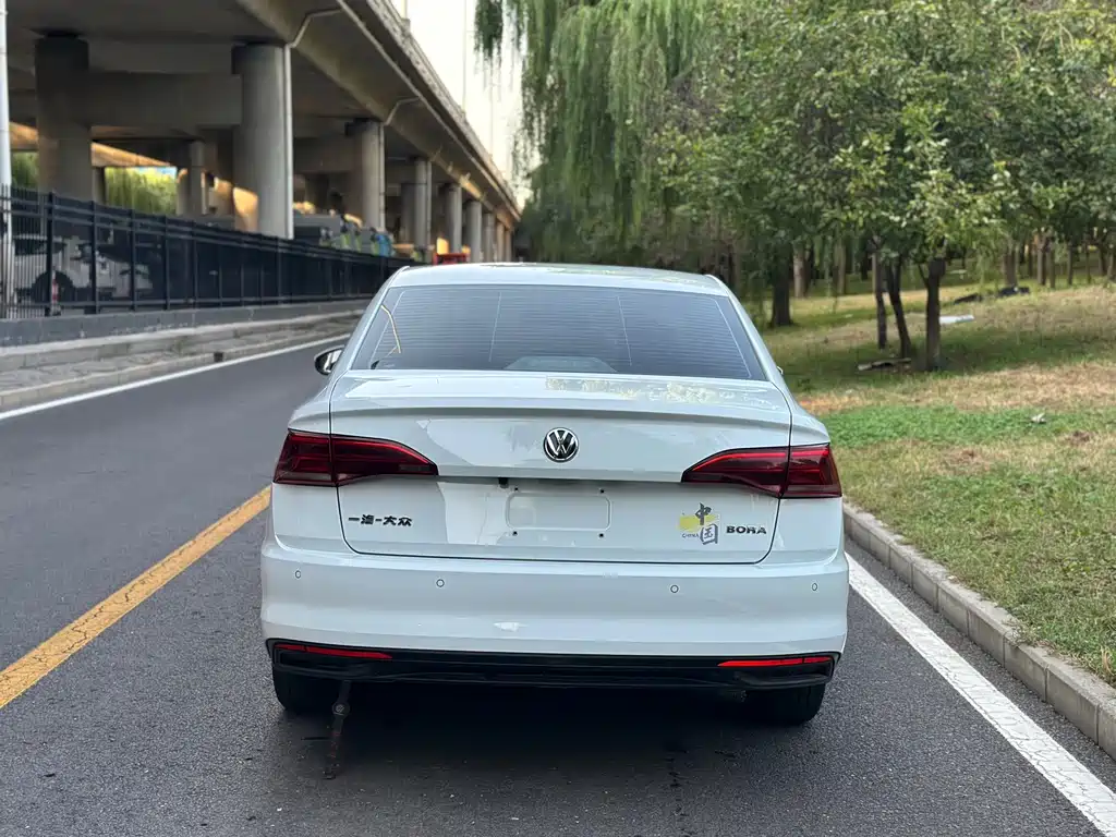 Volkswagen Bora — миниатюра 6