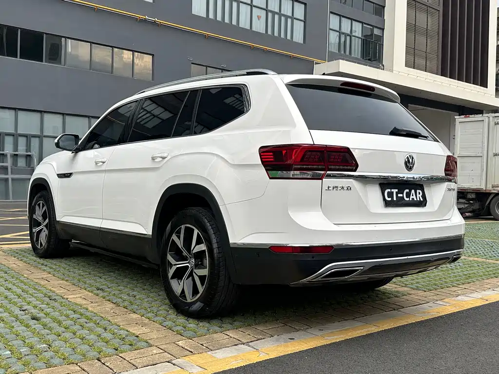 Volkswagen Teramont — миниатюра 7