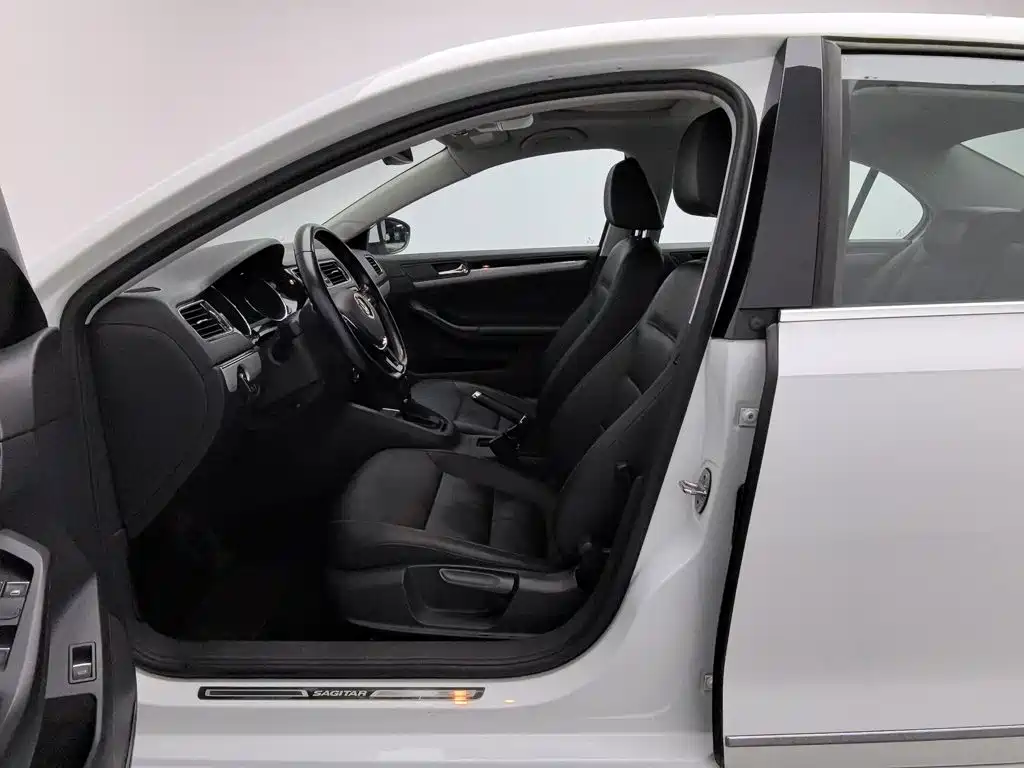 Volkswagen Sagitar — миниатюра 10