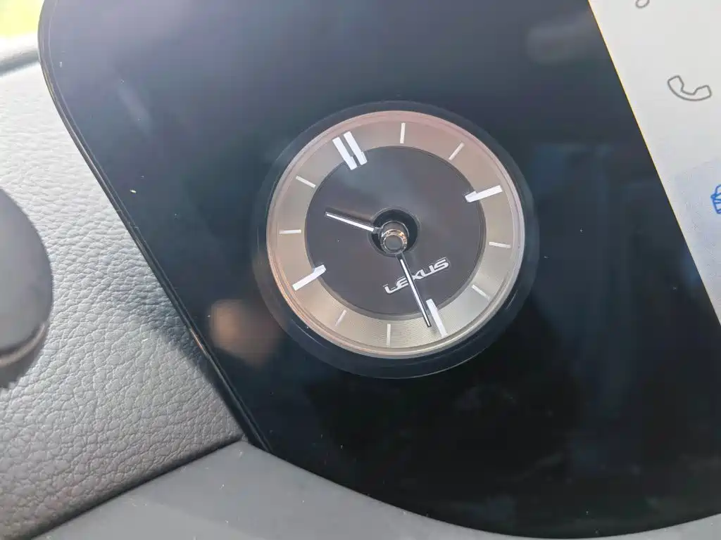 Lexus ES — миниатюра 17