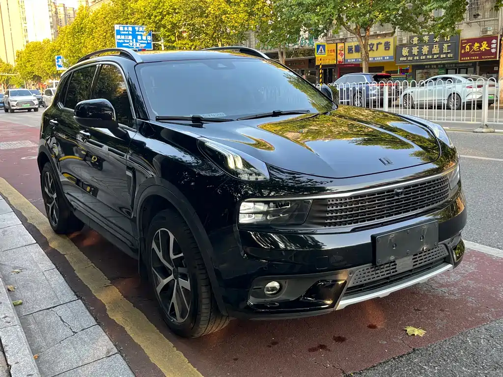 Lynk & Co 01 — миниатюра 3
