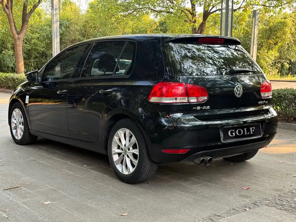 Volkswagen Golf — миниатюра 2