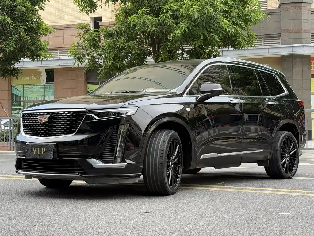 Cadillac XT6