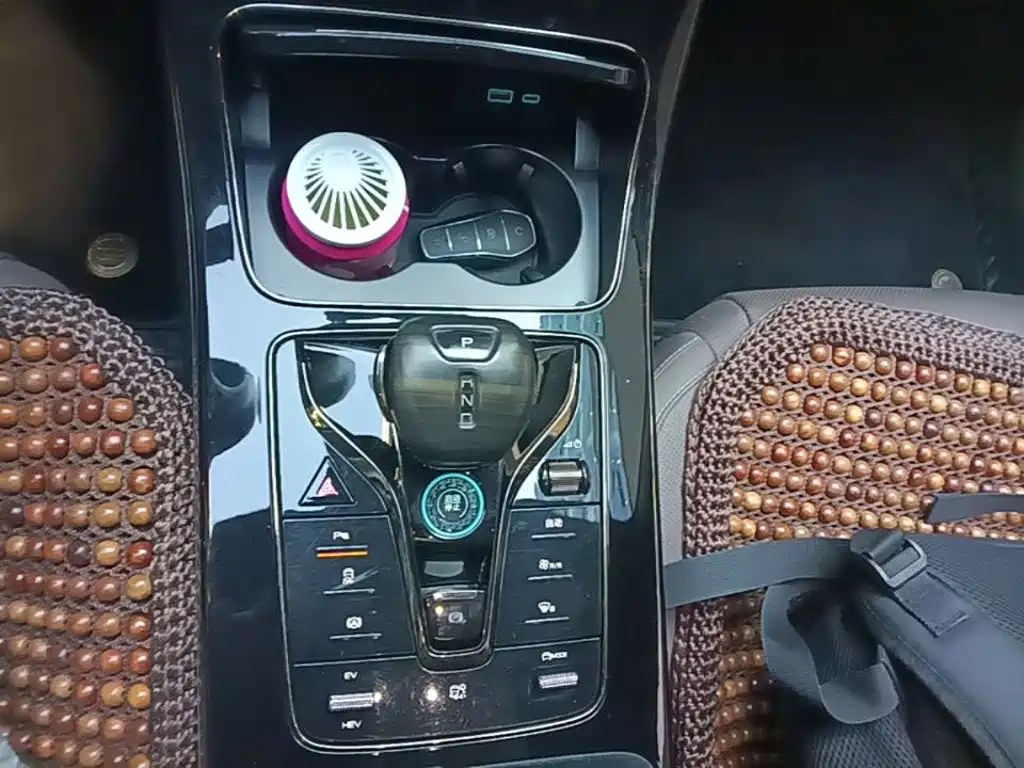BYD Han — миниатюра 14