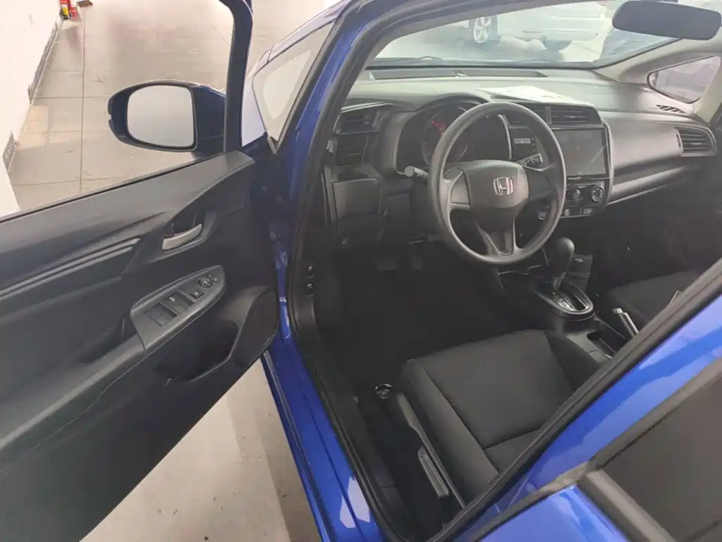 Honda Fit — миниатюра 16