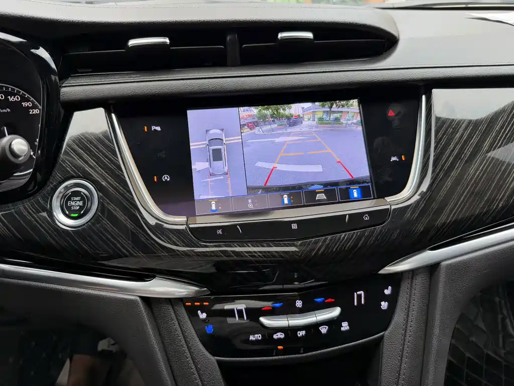 Cadillac XT6 — миниатюра 24