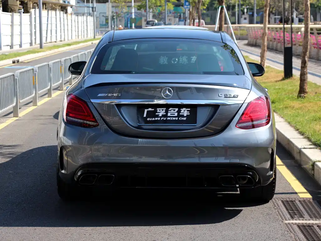 MERCEDES-BENZ C CLASS AMG