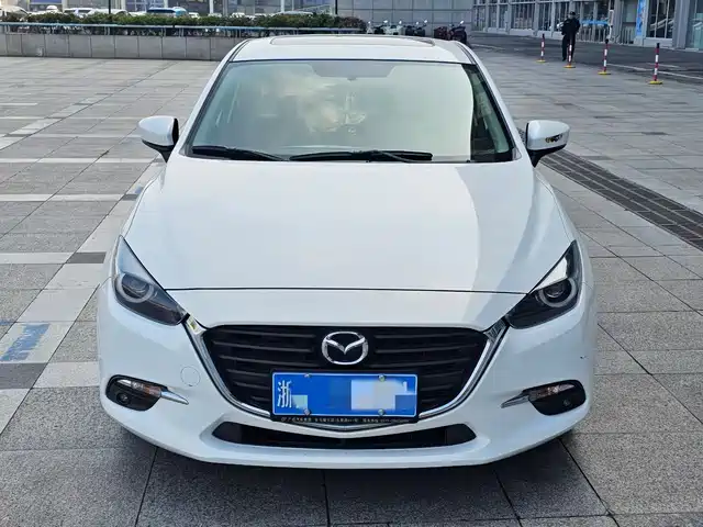 mazda 3-angkesaila