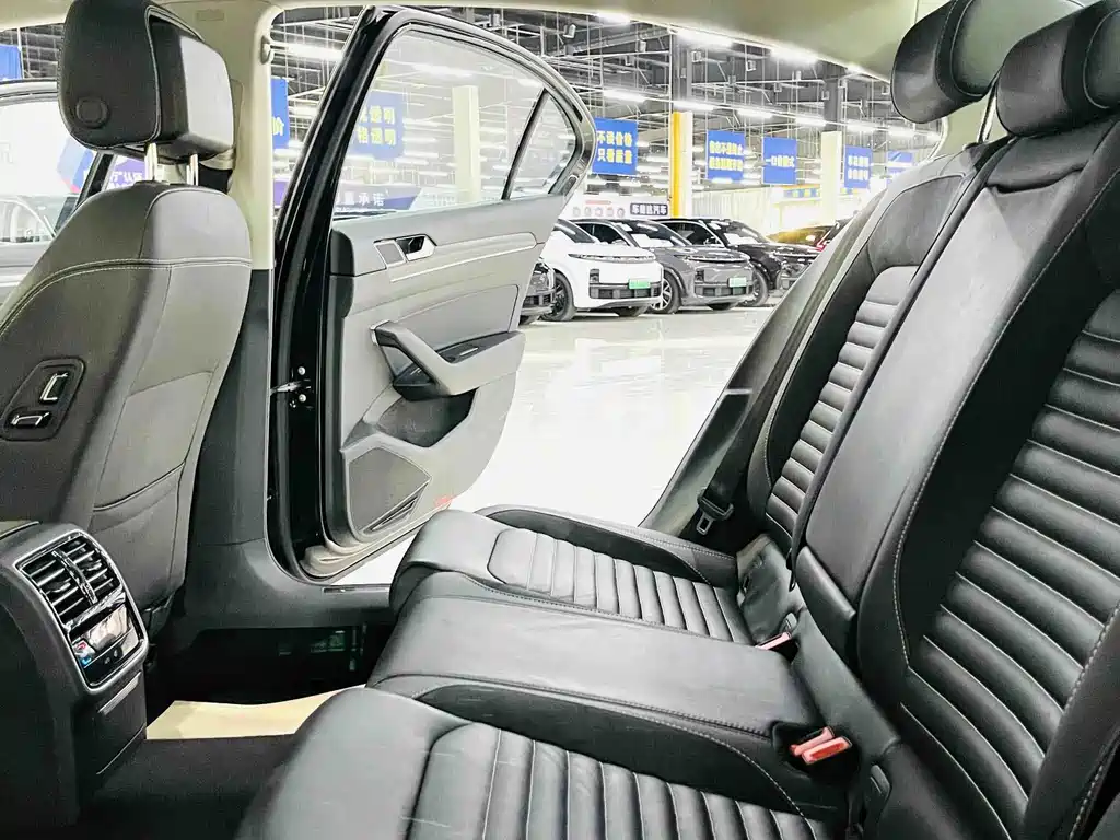Volkswagen Magotan — миниатюра 11