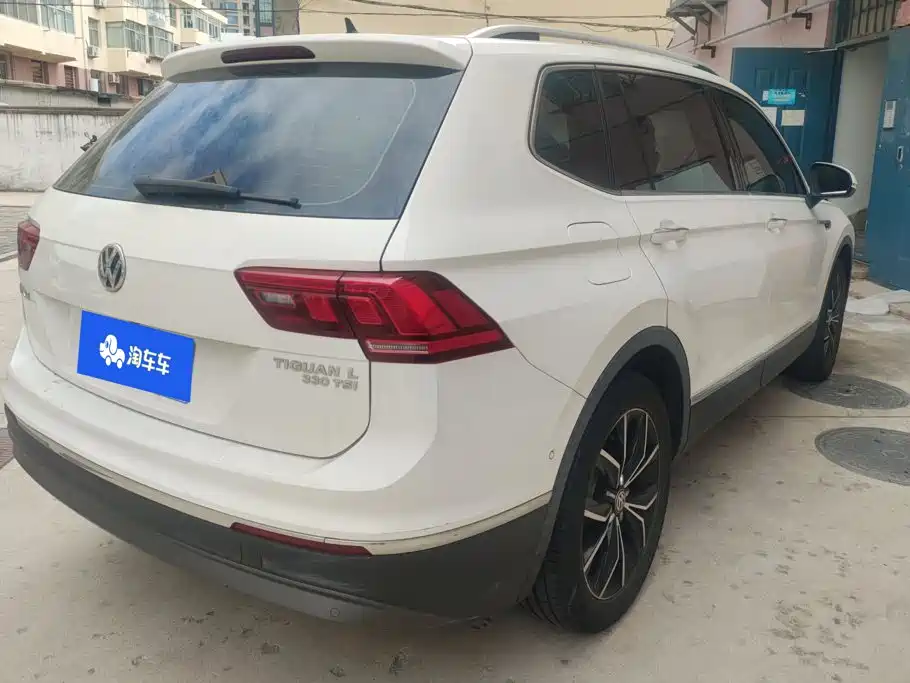 Volkswagen Tiguan L — миниатюра 3