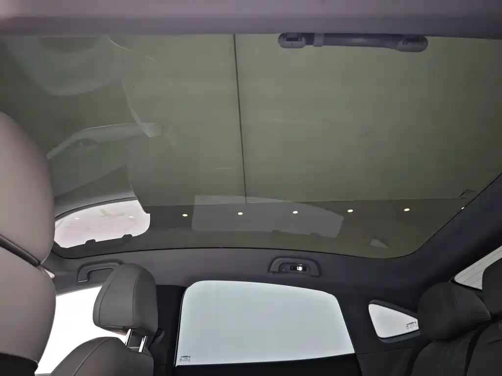 GEELY GALAXY GALAXY E8