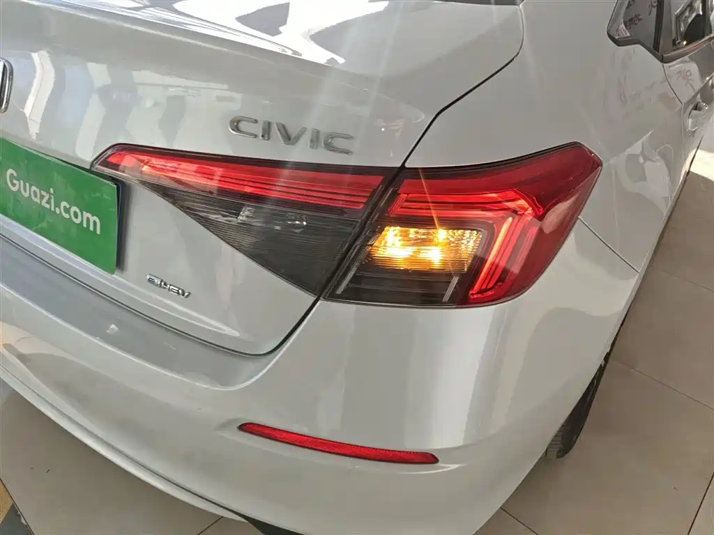 Honda Civic 2023 2.0L e:HEV