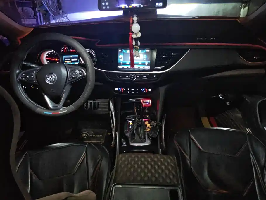 Buick Regal — миниатюра 12