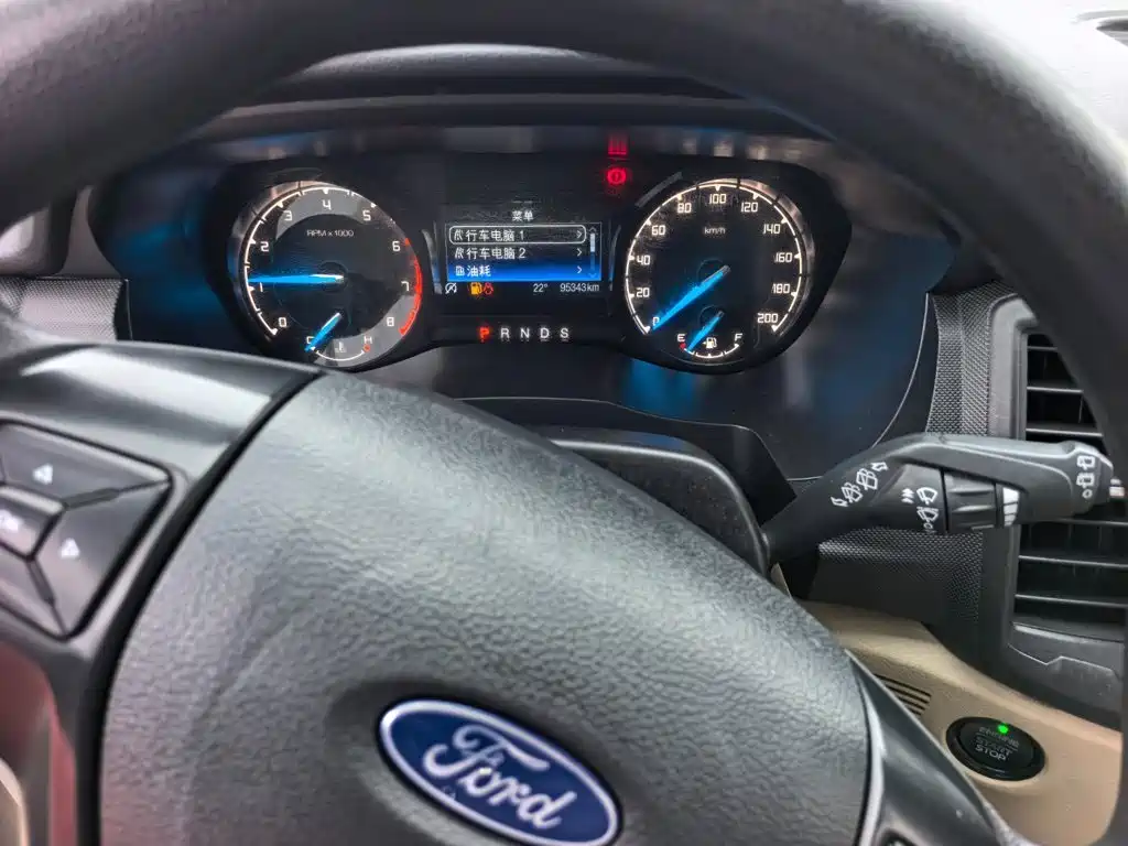 Ford Everest — миниатюра 13
