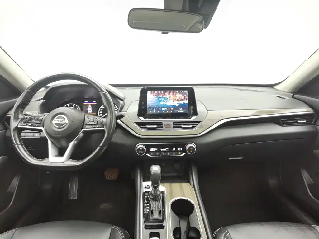Nissan Teana — миниатюра 5