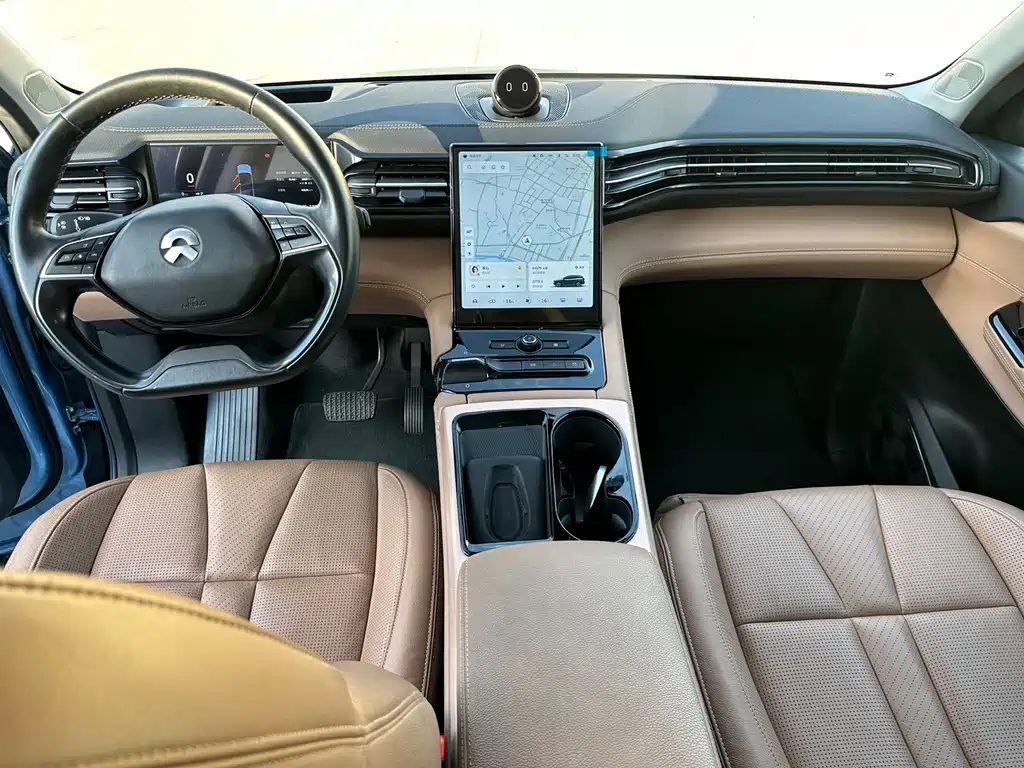 NIO ES8 — миниатюра 5