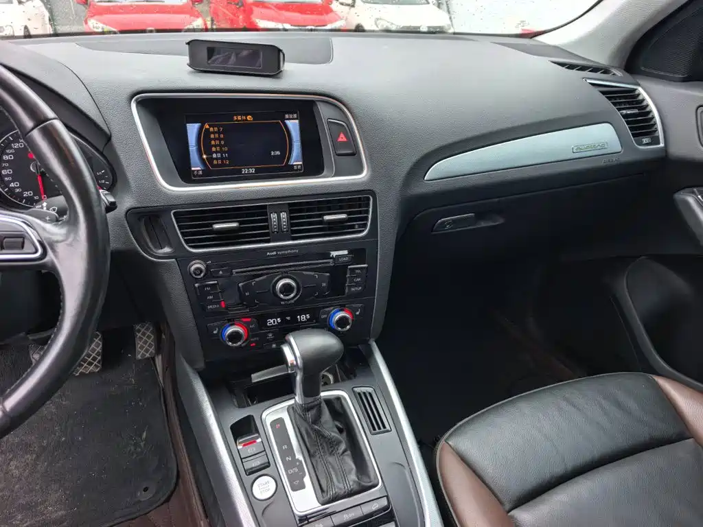 Audi Q5 — миниатюра 12
