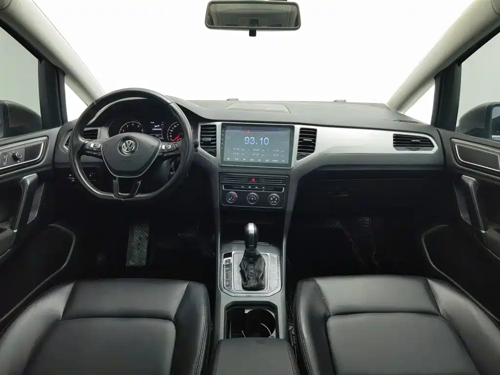 VOLKSWAGEN GOLF*JIAYU