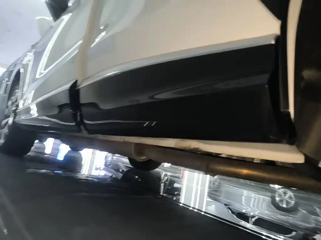 Roewe D5X DMH — миниатюра 22