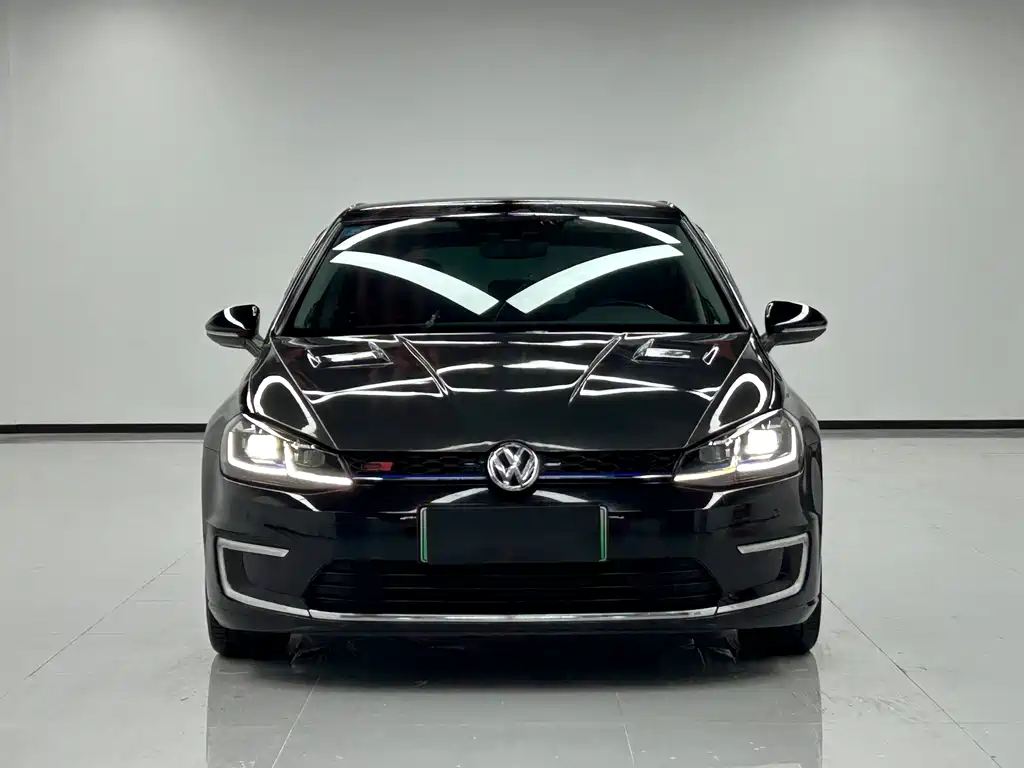 VOLKSWAGEN GOLF NEW ENERGY