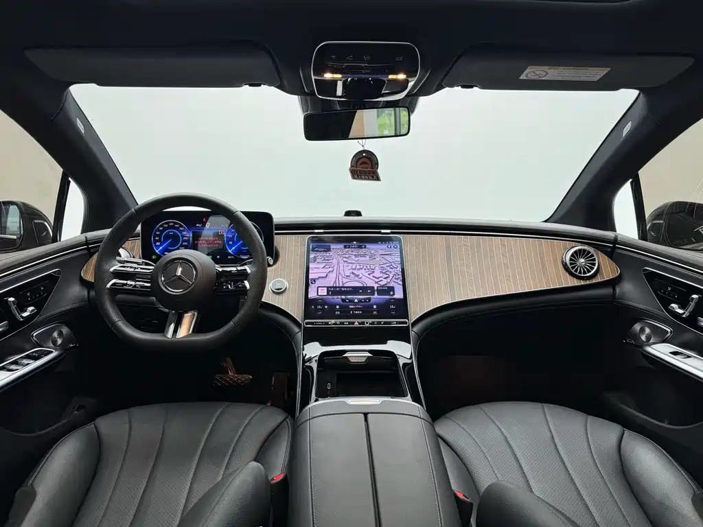 Mercedes-Benz EQE — миниатюра 14