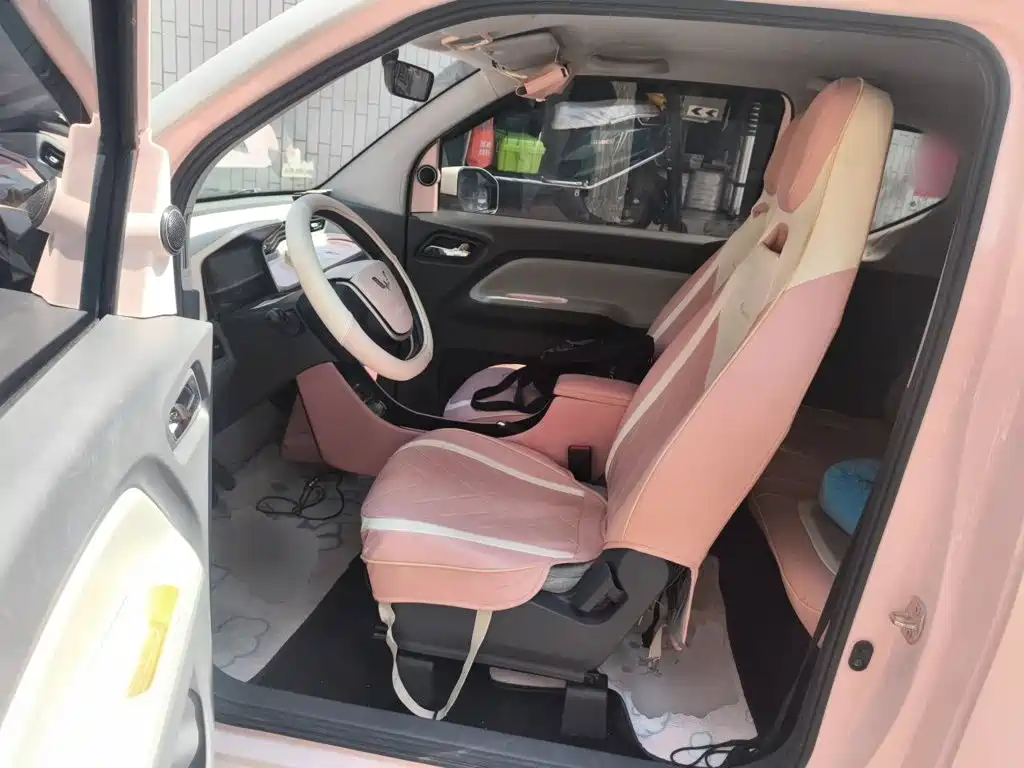 Wuling MINIEV — миниатюра 18