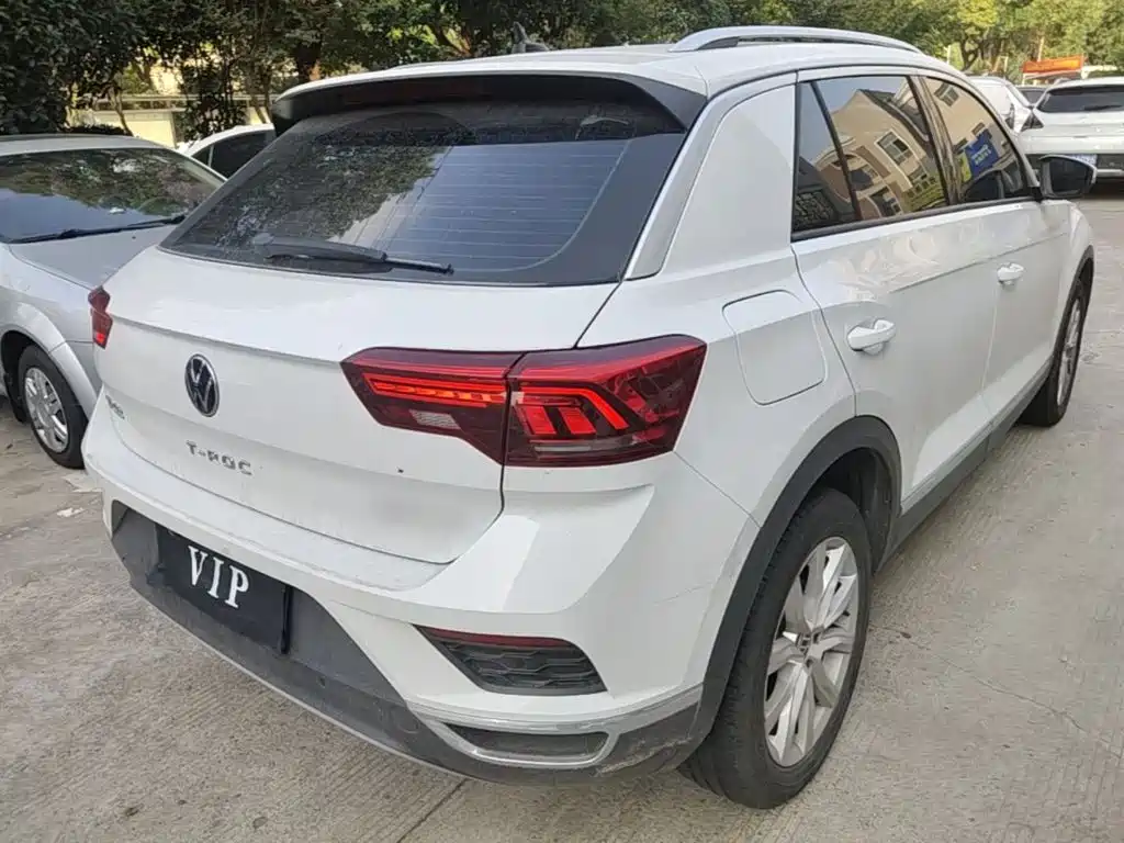 Volkswagen T-Roc — миниатюра 8