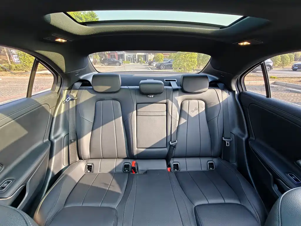 MERCEDES-BENZ A CLASS