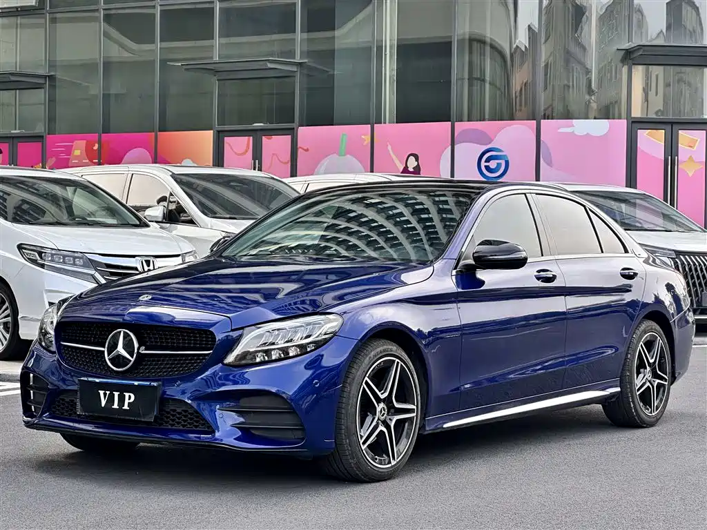 Mercedes-Benz C-Class 2021