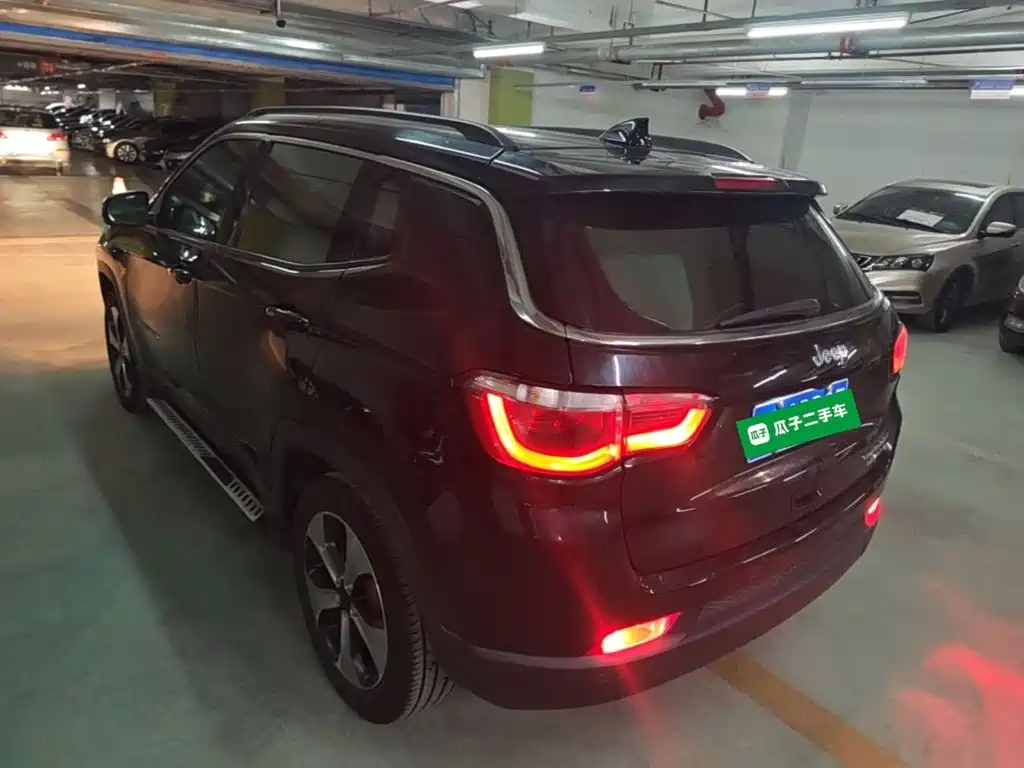 Jeep Compass — миниатюра 5