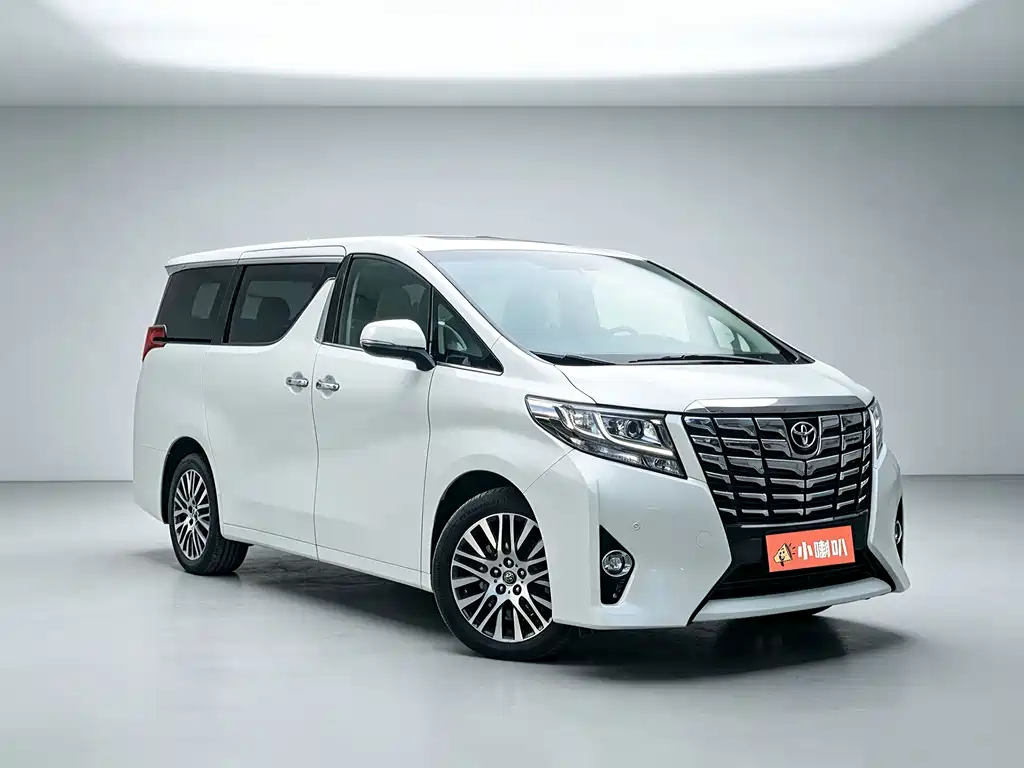 Toyota Alphard — миниатюра 3