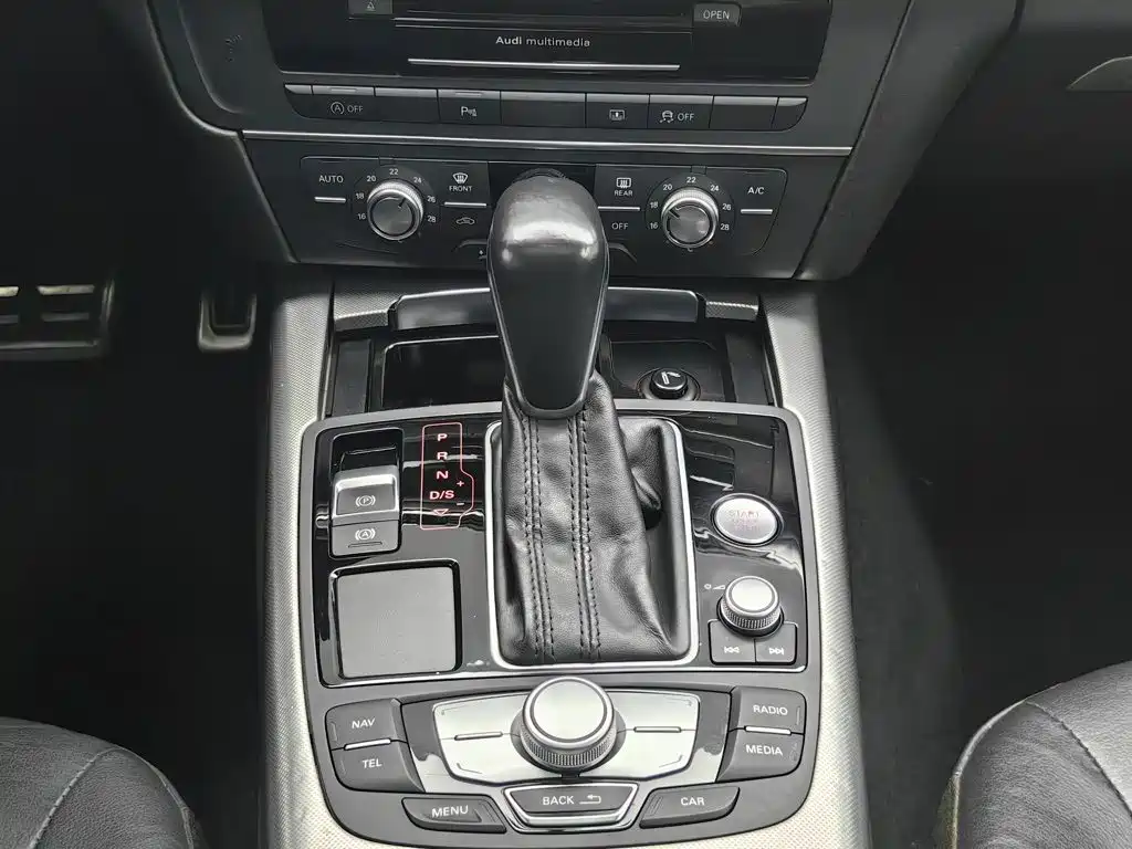 Audi A6L — миниатюра 13