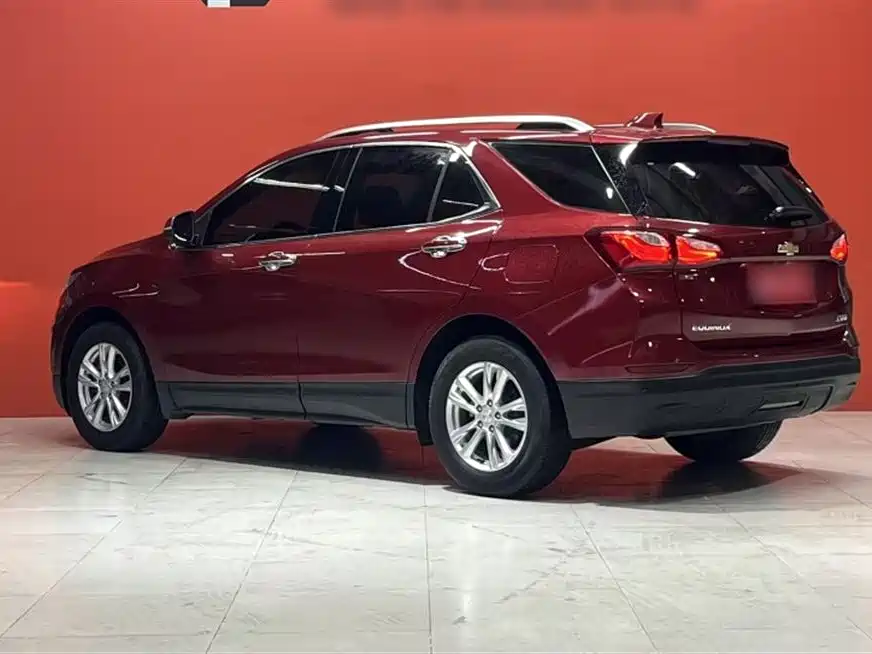 Chevrolet Equinox - фото 6