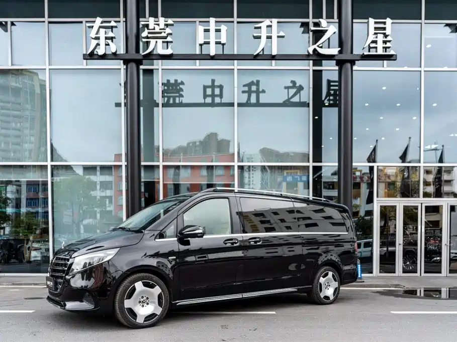 Mercedes-Benz V-Class 2024