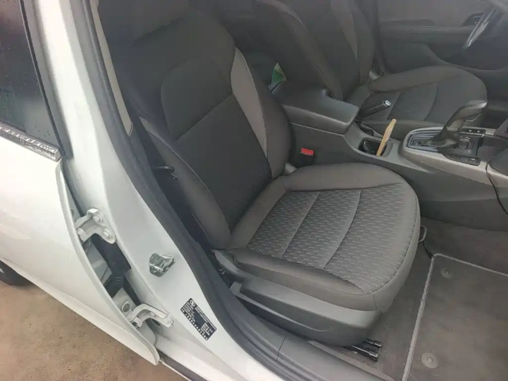 Chevrolet Malibu — миниатюра 25