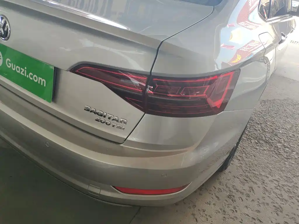 Volkswagen Sagitar — миниатюра 8