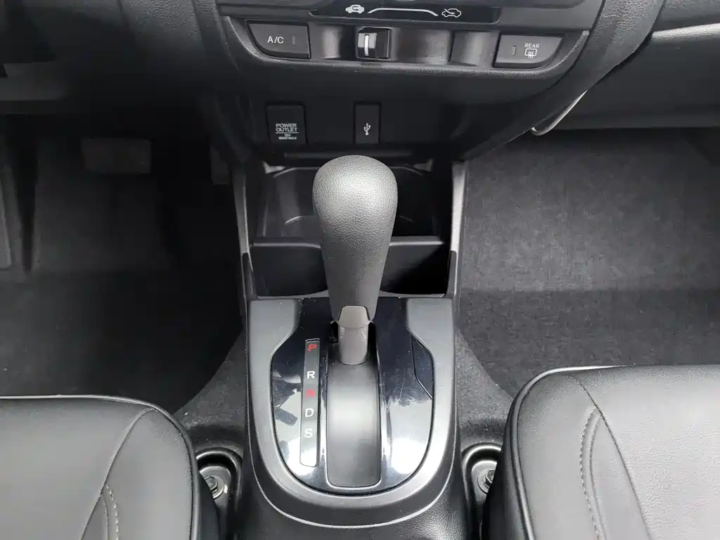Honda Fit — миниатюра 13