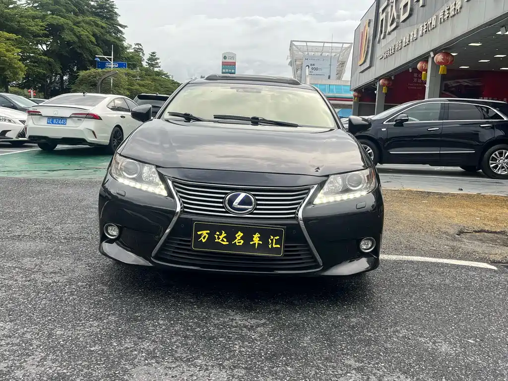 Lexus ES 2013 300h Luxury