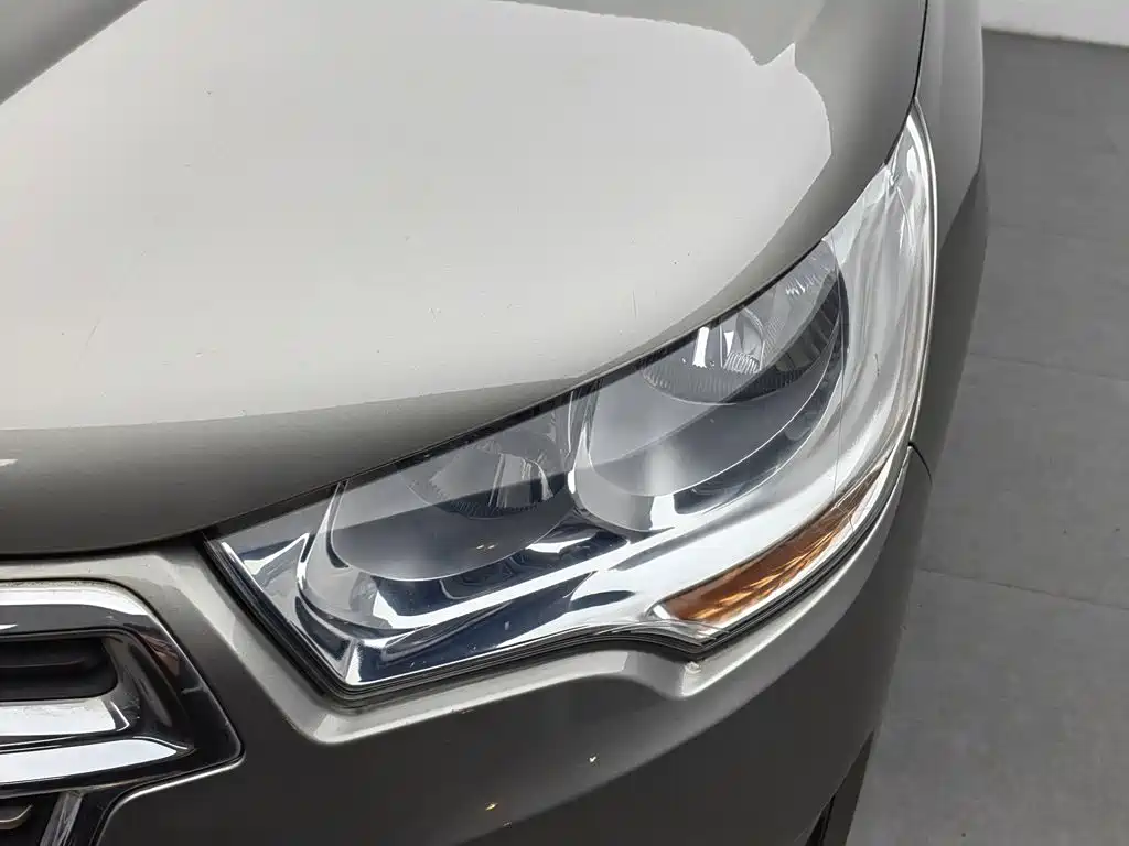 Citroen C4L — миниатюра 7