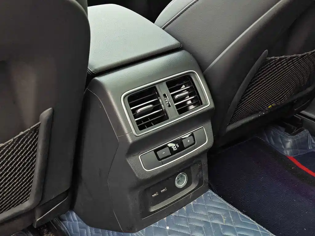Audi Q5L — миниатюра 19