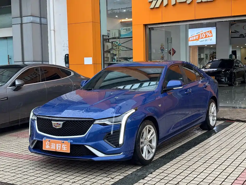 Cadillac CT4 2021
