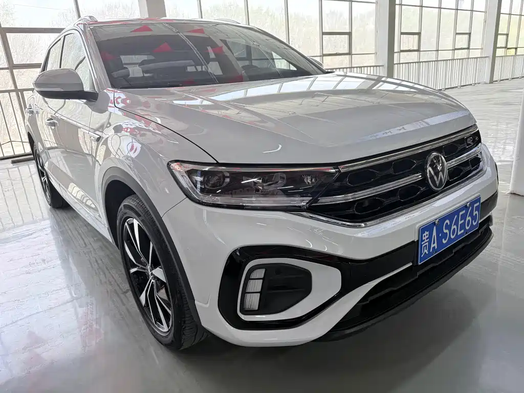 Volkswagen T-Roc - фото 3