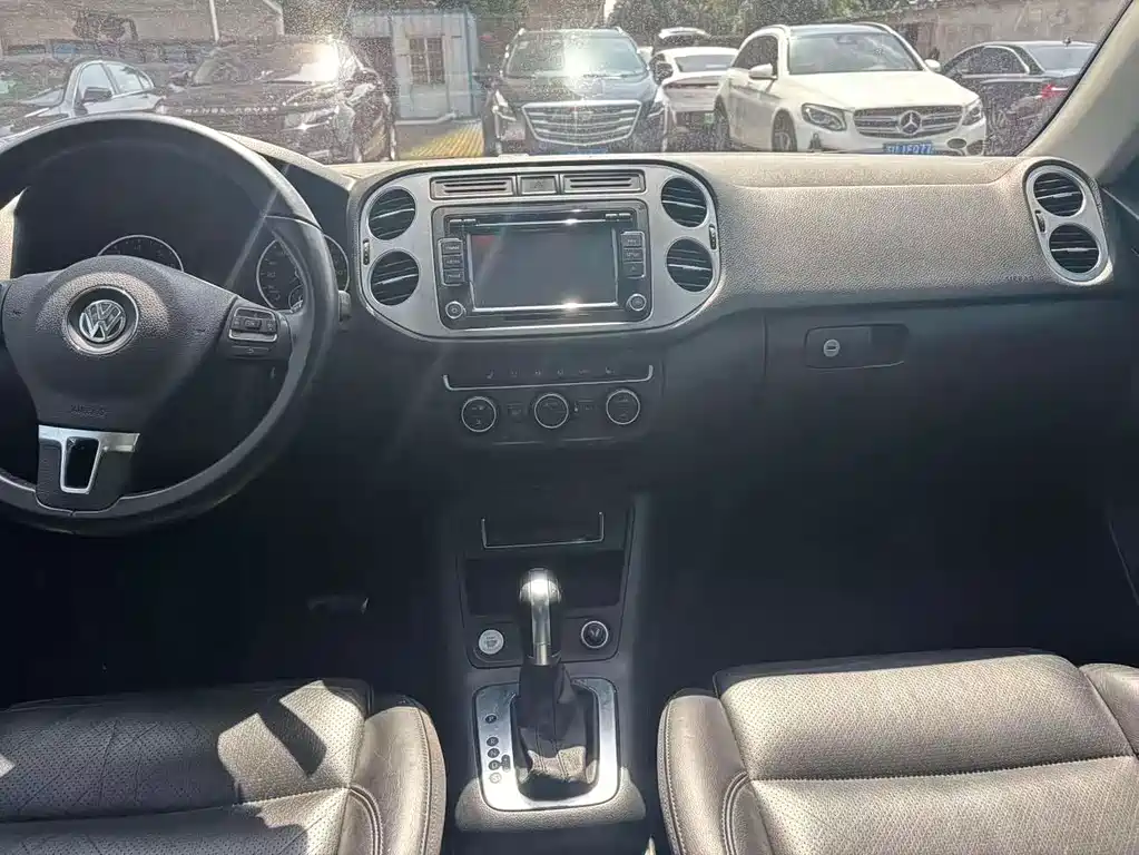 Volkswagen Tiguan — миниатюра 6