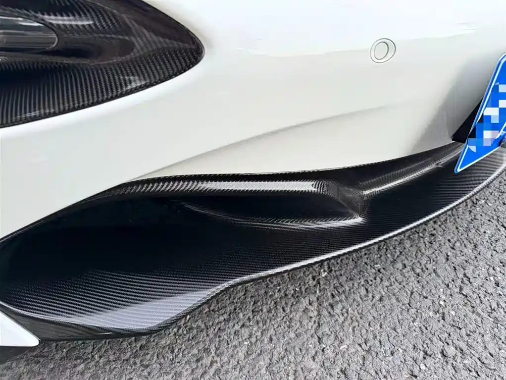 MCLAREN 720S