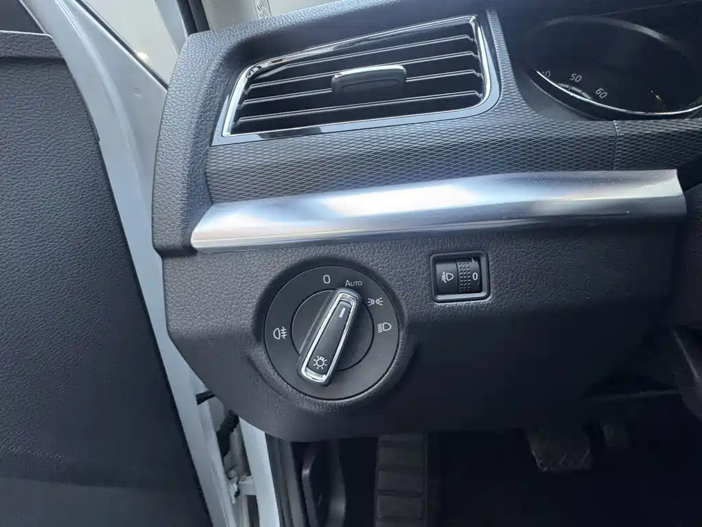 Skoda Kamiq — миниатюра 17