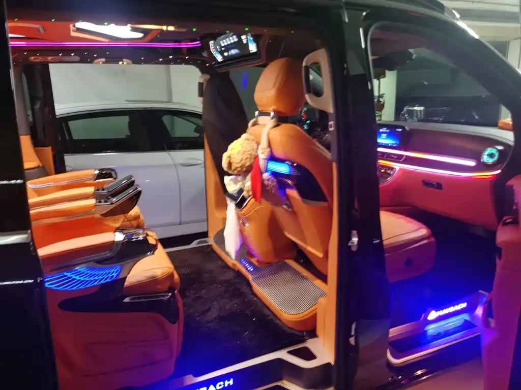 Mercedes-Benz Vito — миниатюра 13