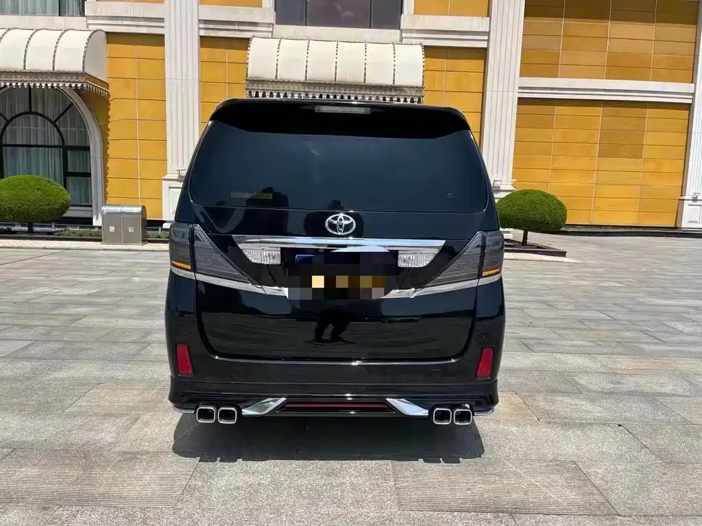Toyota Alphard 2011 2.4L Luxury